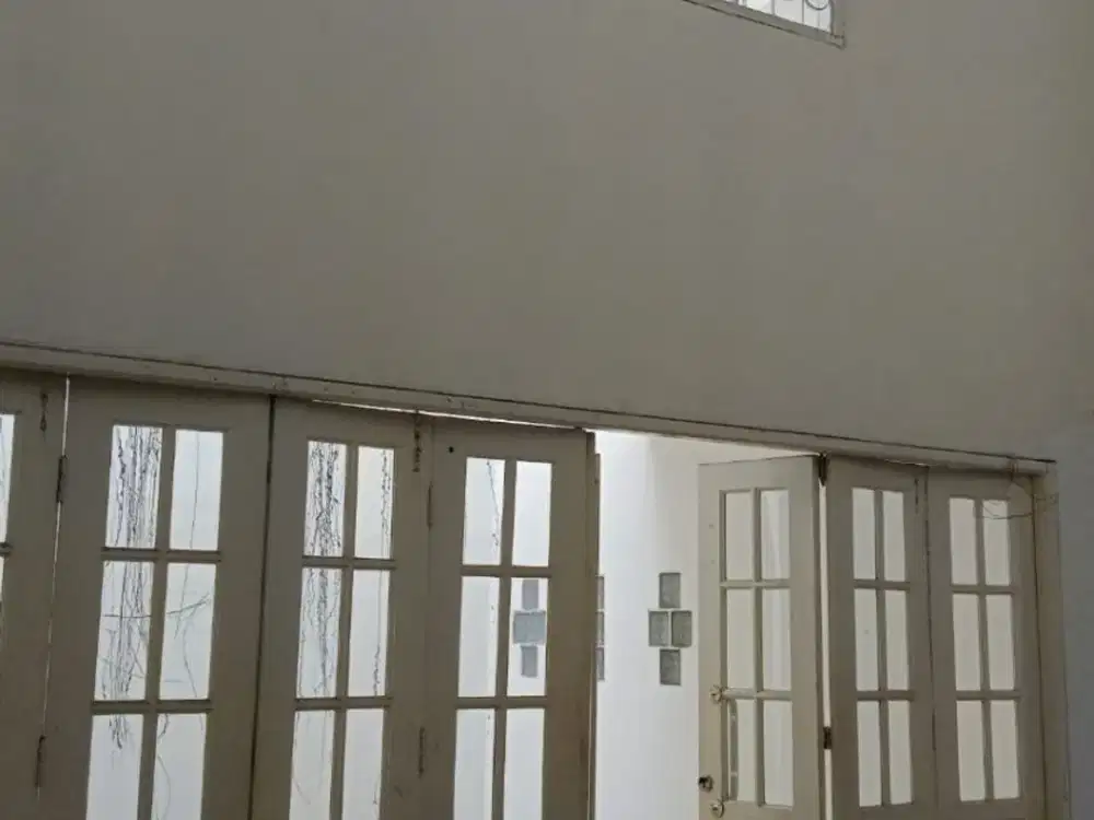 Rumah Luas Siap Huni Lokasi Sangat Strategis di Maleo Bintaro Sektor 9