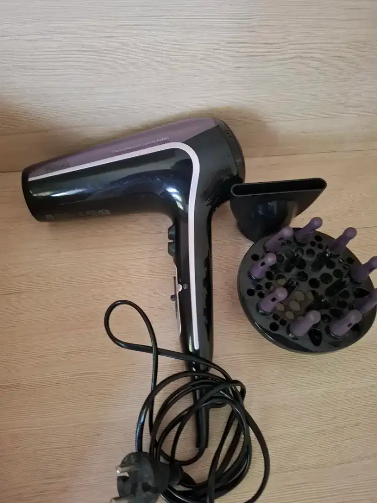 Philips ThermoBalance 2200W  Ionic