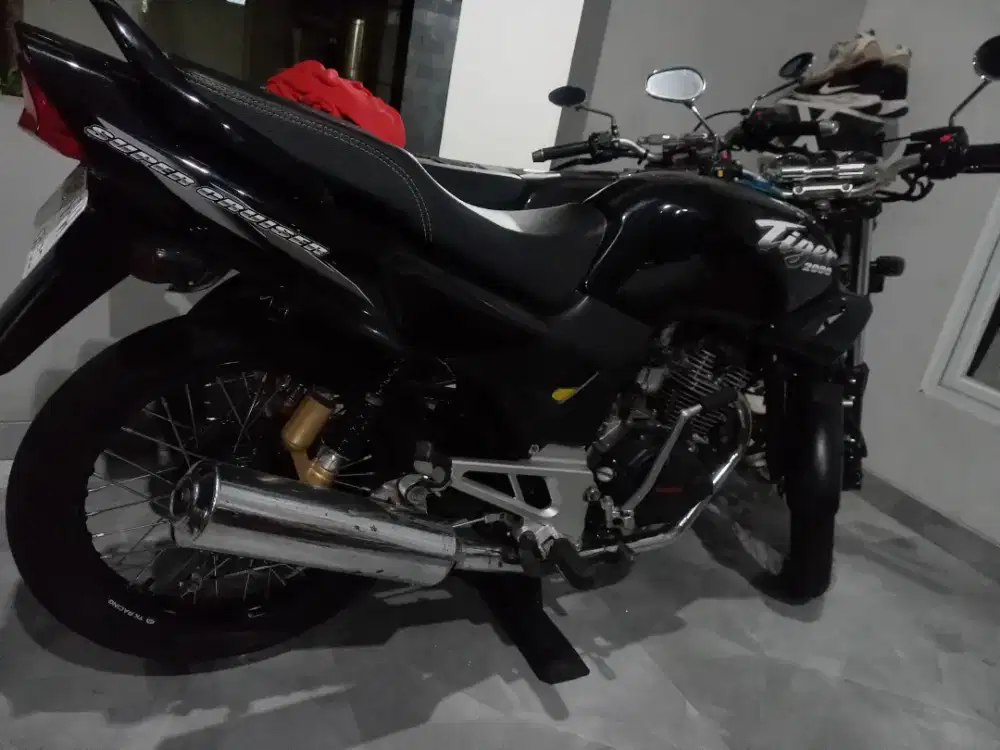 Honda tiger 2006