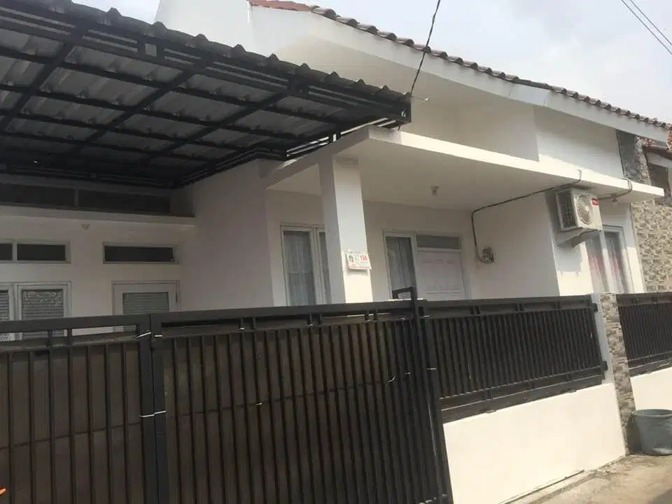 Dikontrakkan Rumah Pertahun di Kalisari Cijantung Jakarta Timur