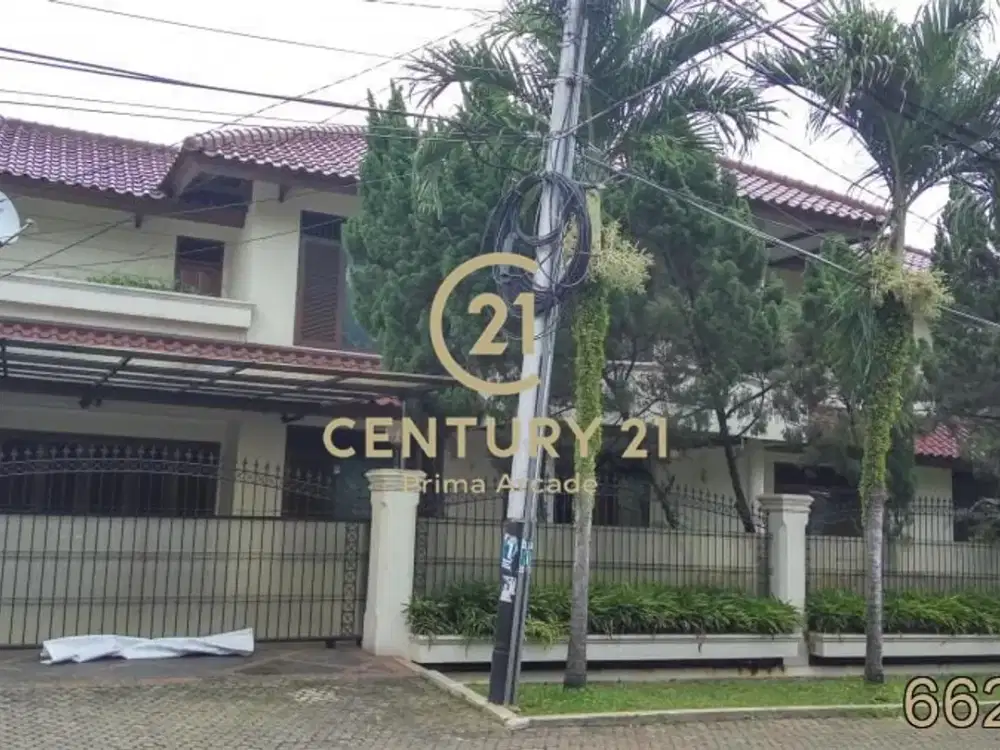 Rumah Luas Asri Rapi Terawat Strategis Di Tanah Kusir Jaksel