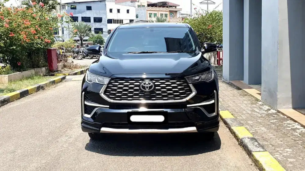 Km 2rb toyota zenix v hybrid modelista 2024 hitam