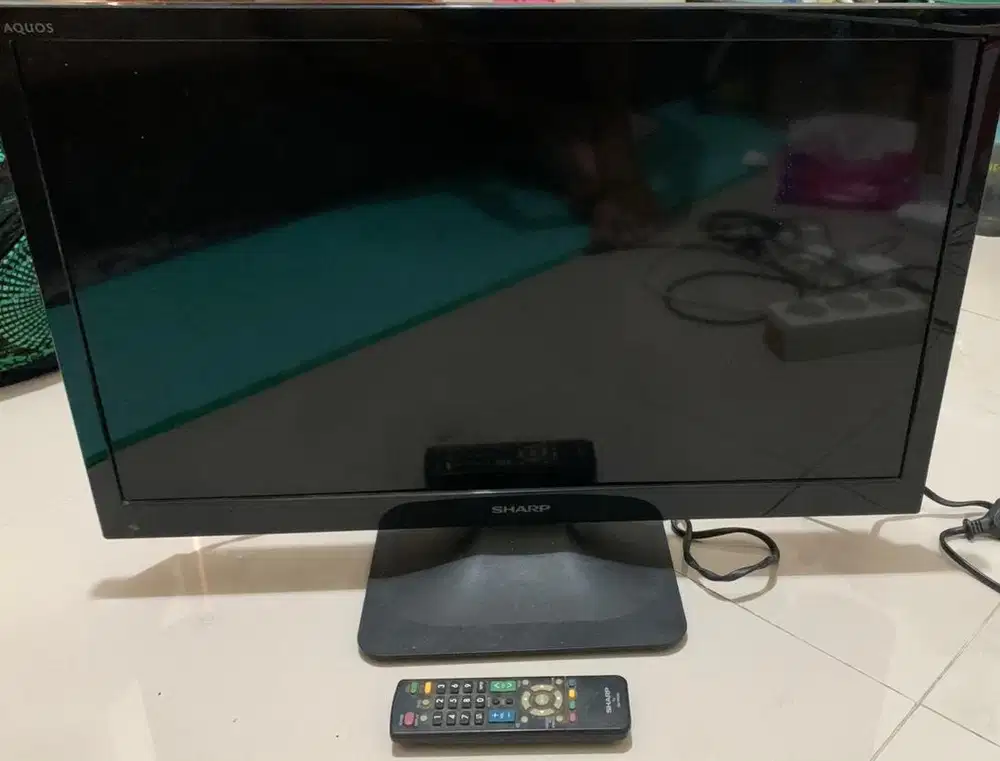 Tv led sharps 24 inch