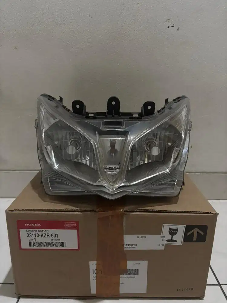 Headlamp reflektor honda vario 125 KZR