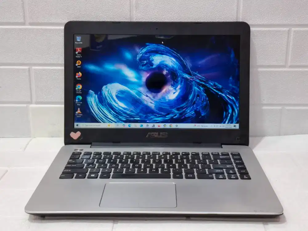 Asus X455LB Intel Core i7-5500U/Ram 8GB SSD 256GB/NVIDIA GeForce 940M
