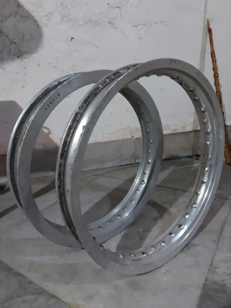 Velg Aluminium r17 215 ama 185