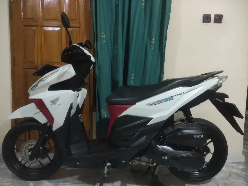 KM 15rb vario 150 led cbs iss super mulus no minus pajak baru