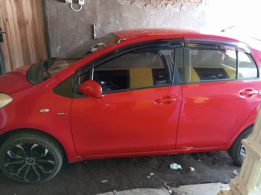 Toyota yaris 2008