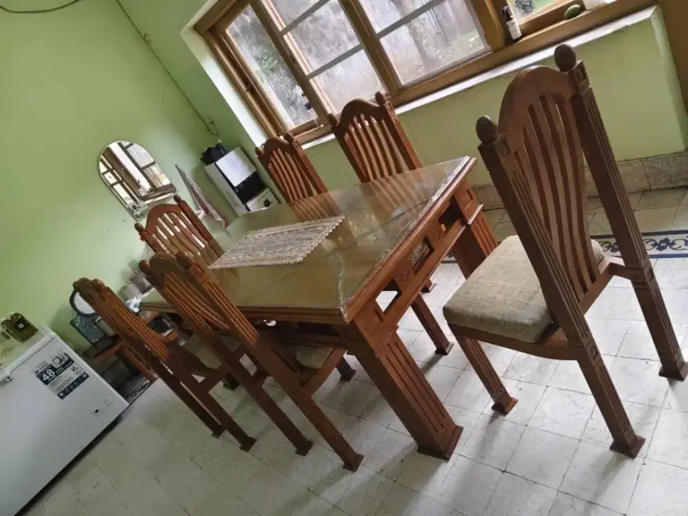 DIJUAL MEJA MAKAN 6 KURSI JATI ASLI KUAT KOKOH