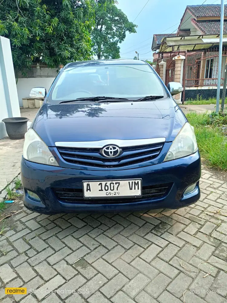 Toyota Kijang Innova G Manual Bensin Thn 2009