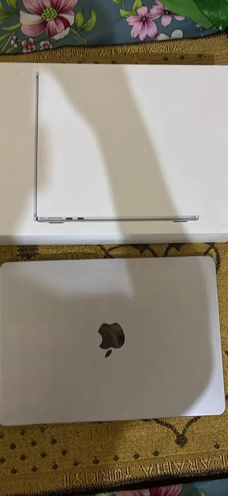 Macbook M2 16/256