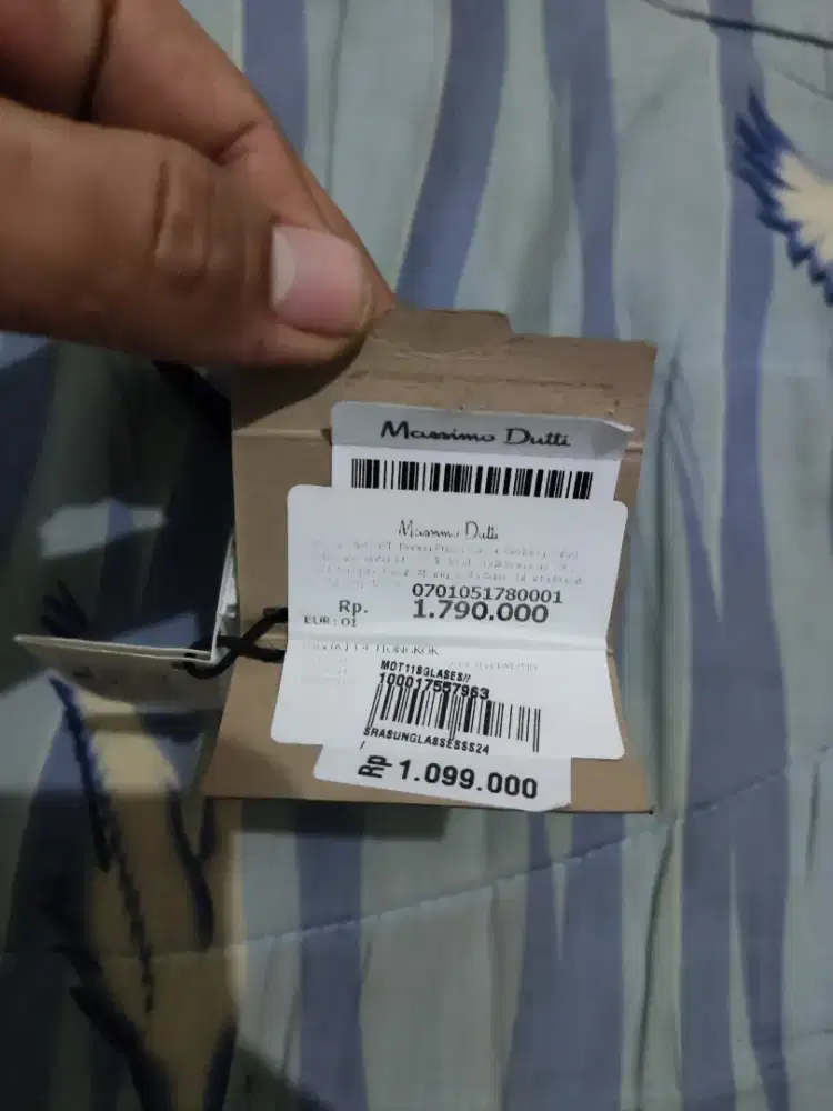 KACAMATA MASSIMO DUTTI