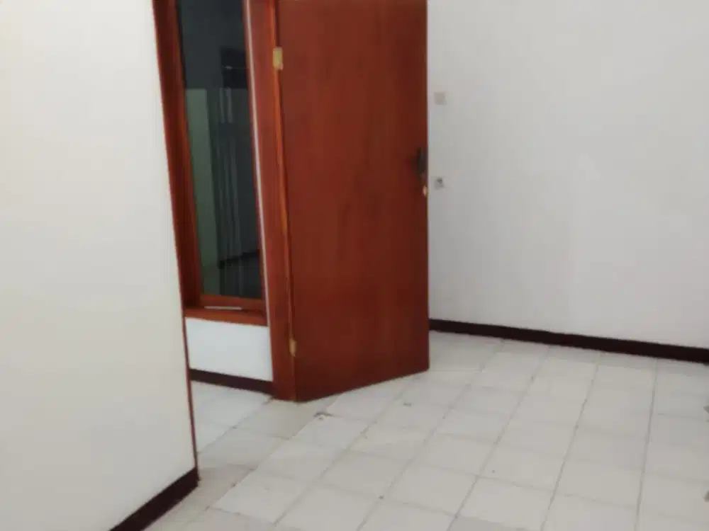 Rumah Tengah Kota Sayap Pungkur Akses Motor
