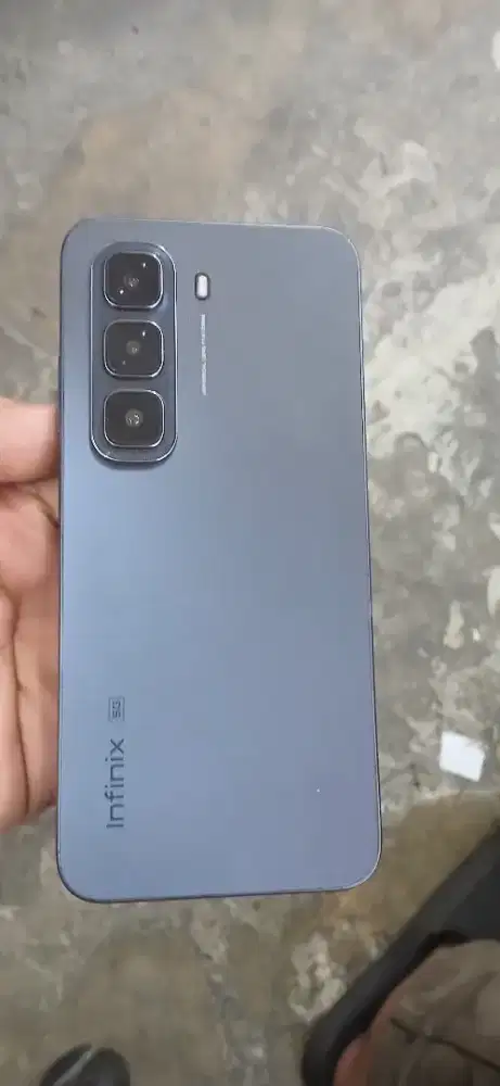 Infinix hot50 8/256 5G