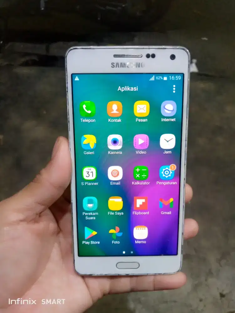 Samsung A5 2016 ram 2/16  jaringan 4g