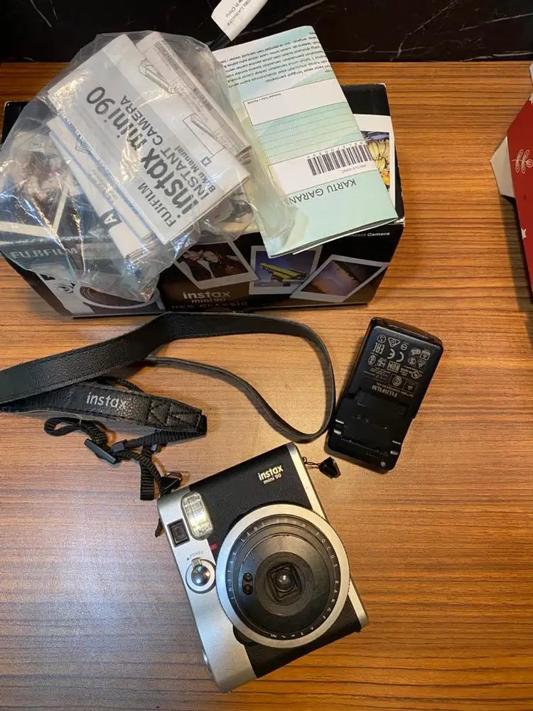 instax mini 90 neo classic