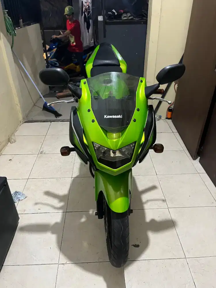 Kawasaki ninja pajak panjang