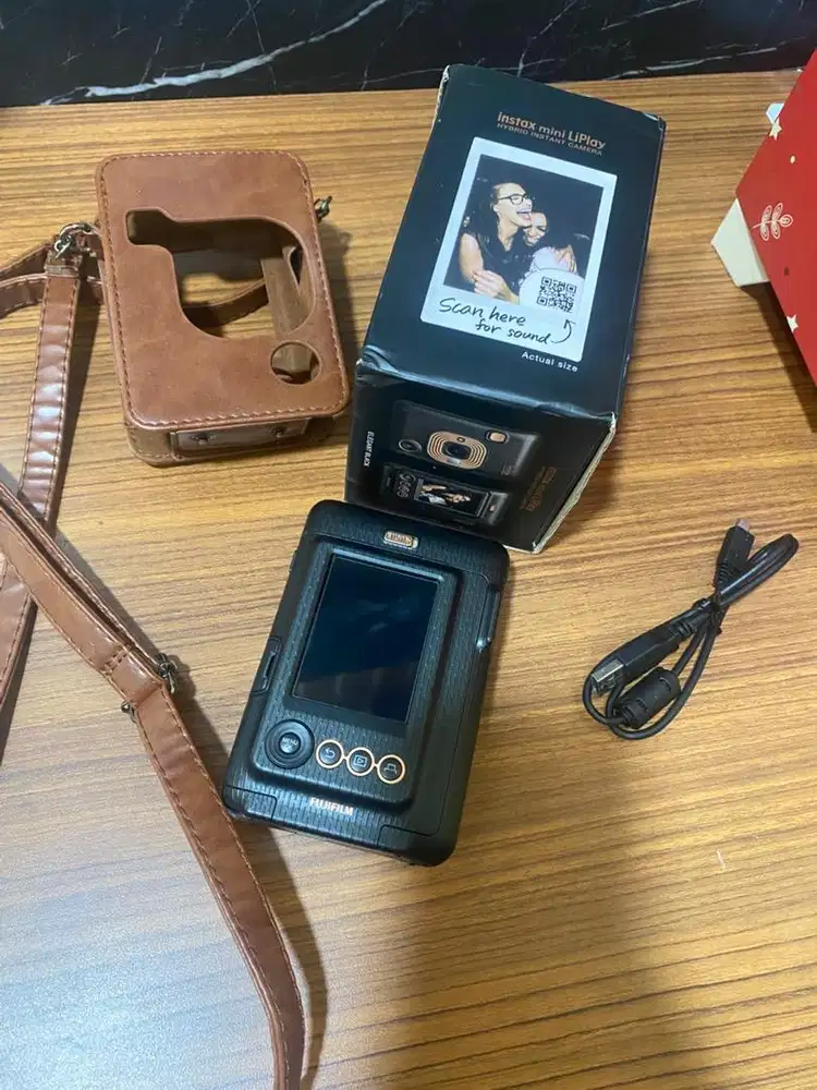 instax mini liplay