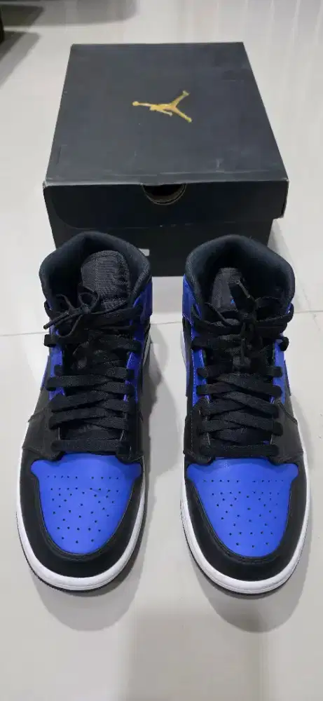 Sepatu Air Jordan 1 Mid Black Hyper Royal Blue