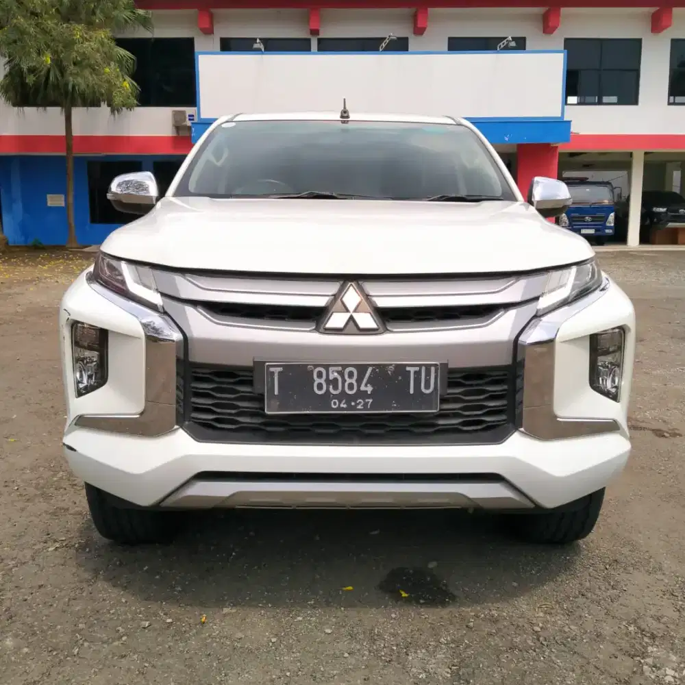 MITSUBISHI TRITON DC 2.4L EXCEED M/T 4X4 2022 NIK2021 NOPOL T ORIGINAL