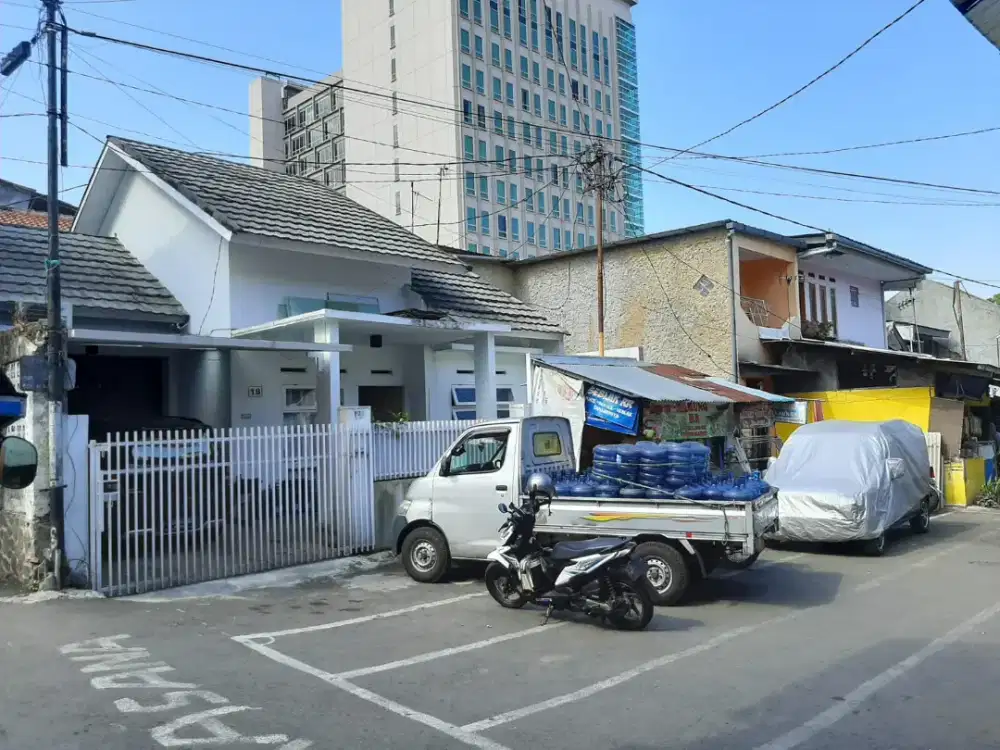 Rumah Pusat Kota Cihampelas Pasirkaliki Pajajaran Cicendo