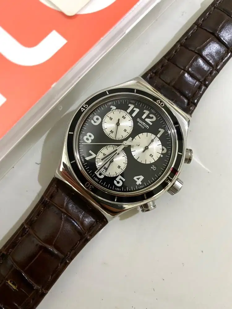 Swatch Chrono Irony YVS