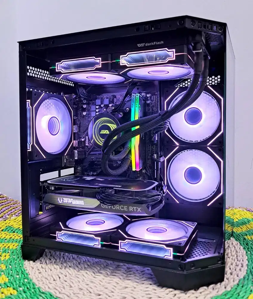 Gaming PC Ryzen 5 5600 RTX 4060 16Gb DDR4 RGB Grafis Render GTA PUBG V