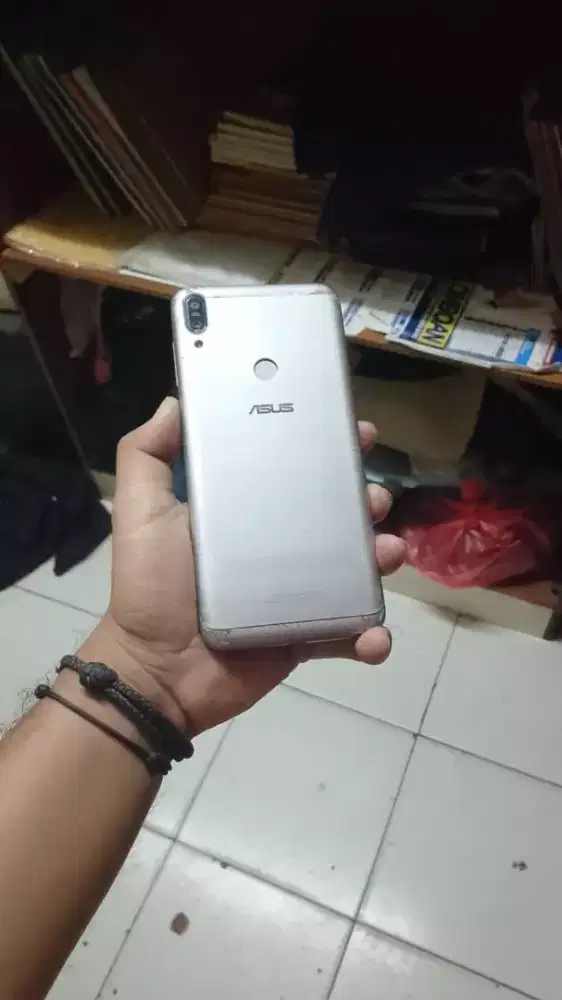 Asus max pro m1 3/32 spek game snap 636 batre 5000 mah kamera bening n