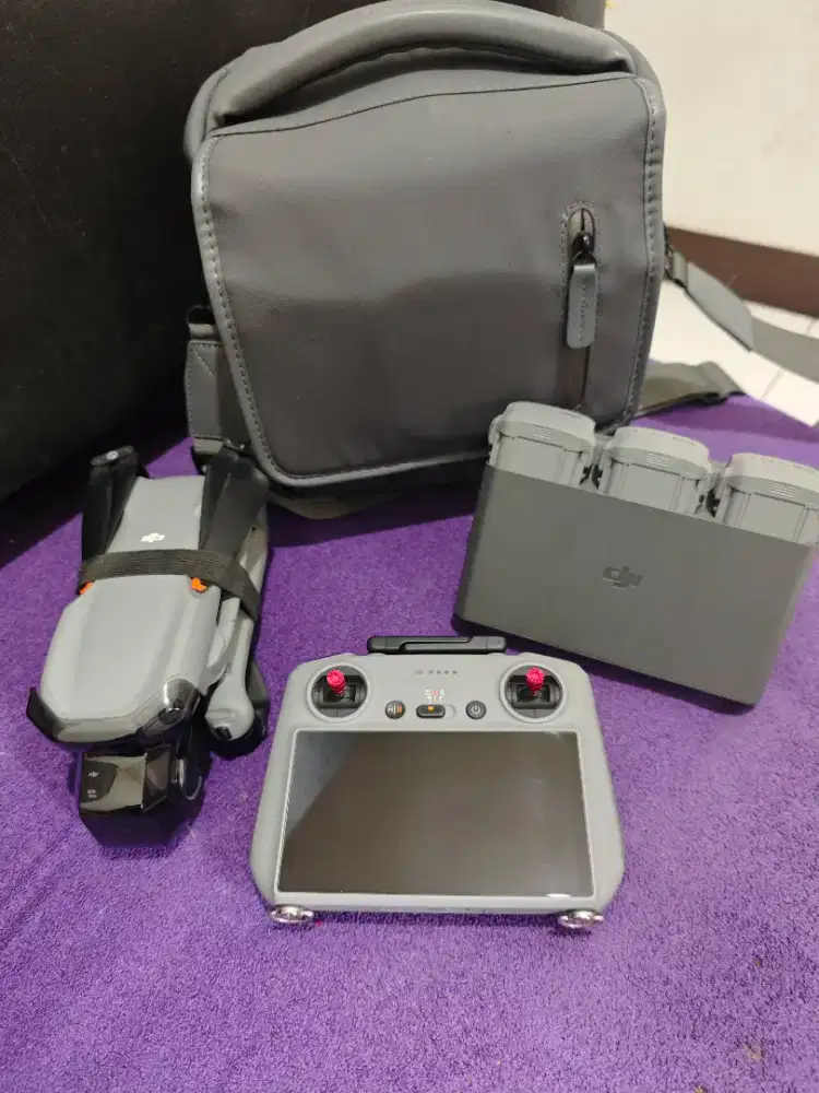Dji air 3s combo RC2 (remote layar) garansi resmi masih panjang