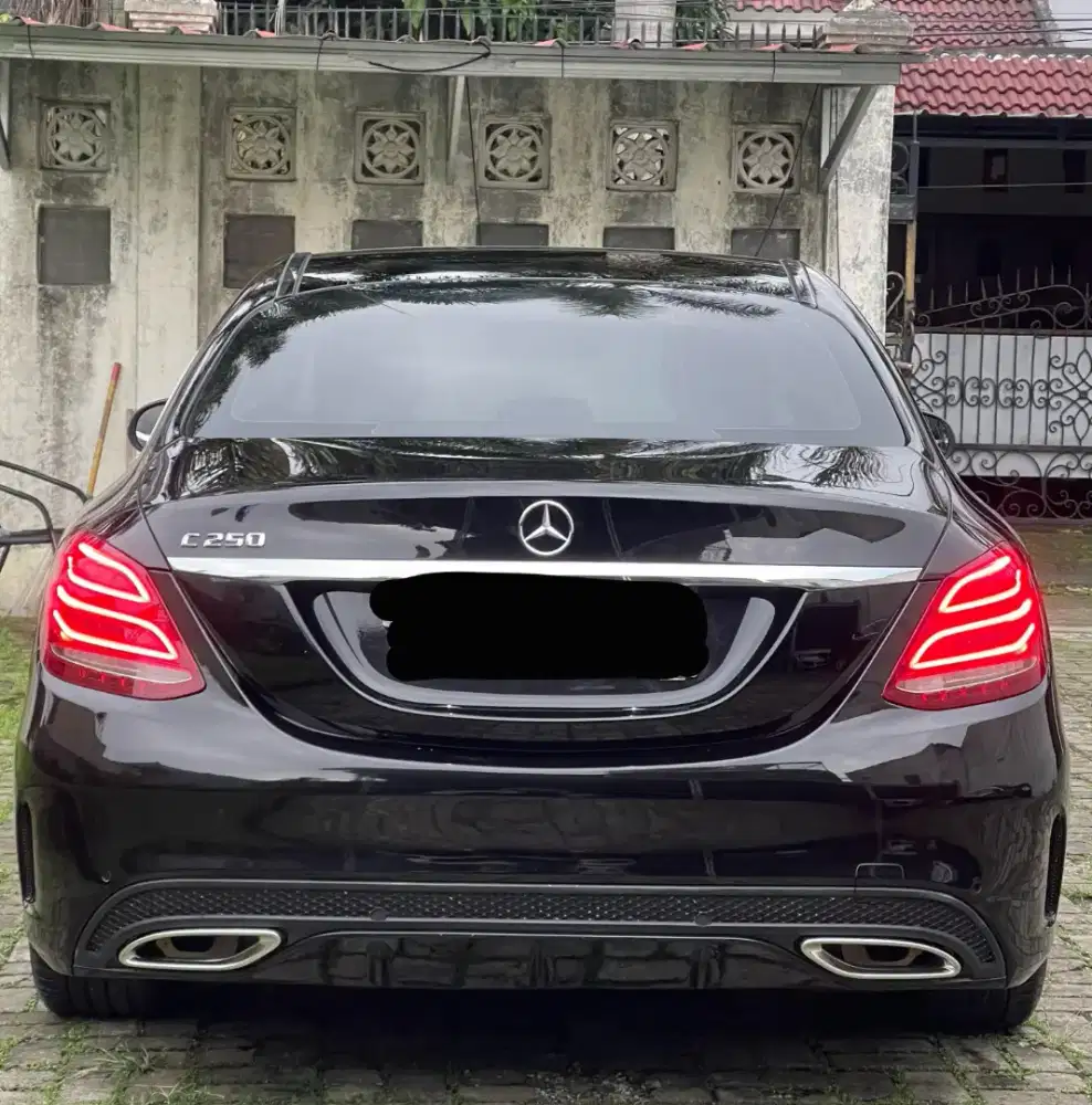 MURAH. FULL OPT. Mercedes Benz C250 AMG 2016 w205 2015 cla200