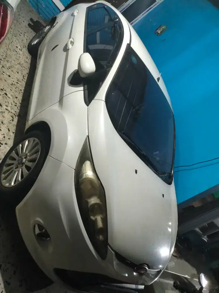 FORD FIESTA TREN 1.4 AT 2011