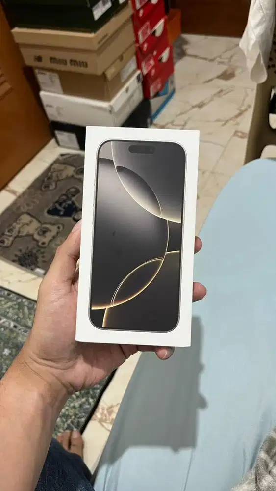 Iphone 16 Pro Natural Titanium 256GB Like New