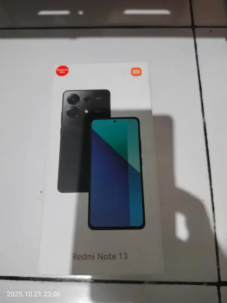 Redmi Note 13 Ram 8 + 4 , 256 GB
