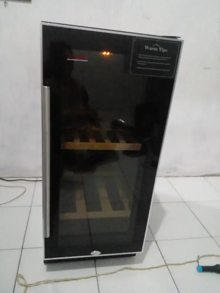 Sudah ada kulkas jadi bingung naronya