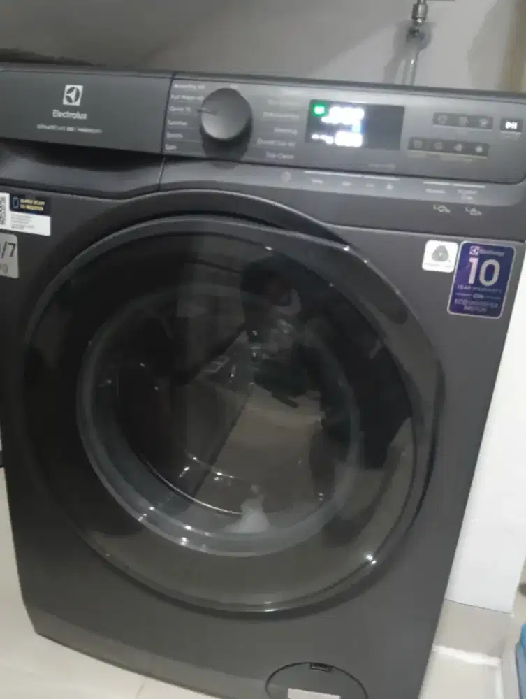 Mesin Cuci Electrolux baru 2 bulan