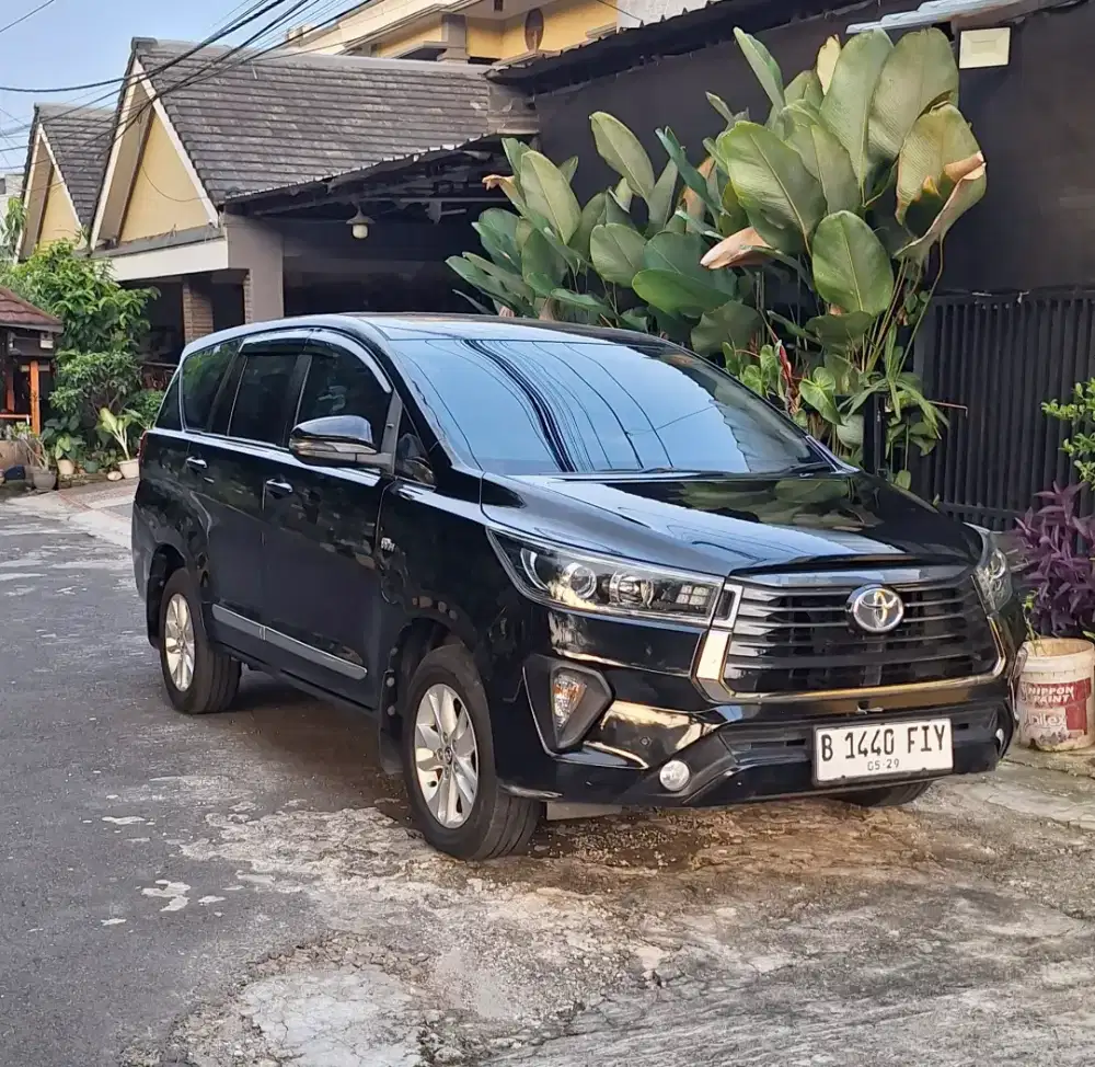 Innova V Luxury 2.0 Automatic Bensin