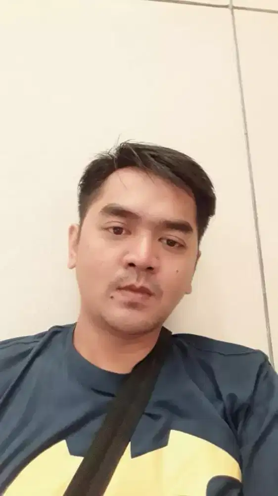 Cari kerjaan apa aj