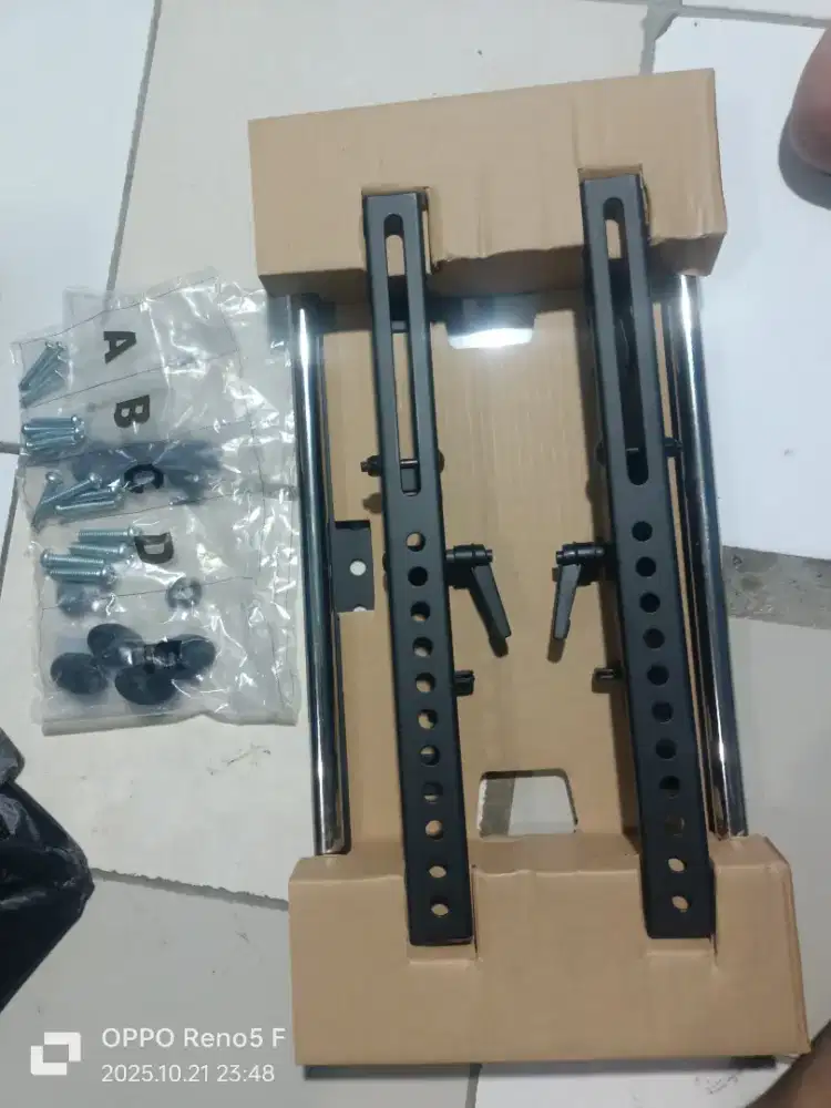 TV Bracket & Koper