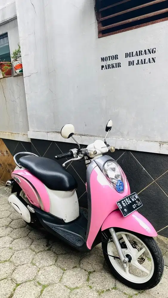 Honda Scoopy 2010
