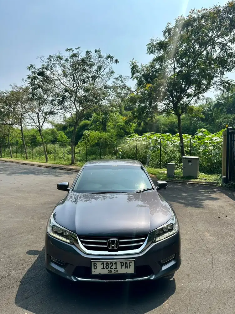 Honda Accord 2014 Bensin Grey CR2
