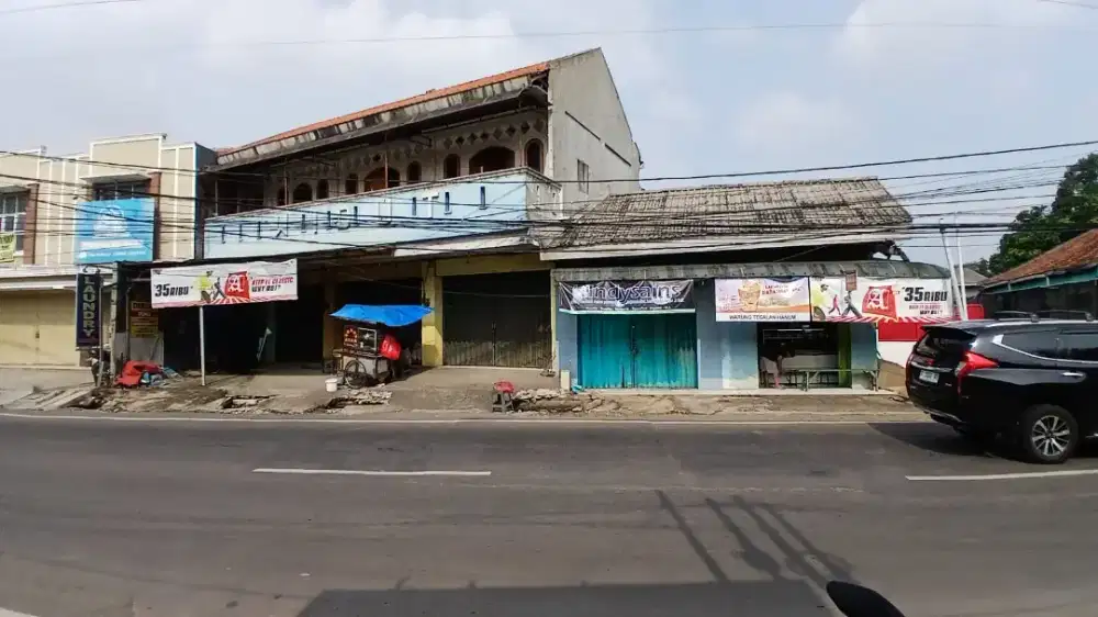 Operator mesin bending dan mesin laser