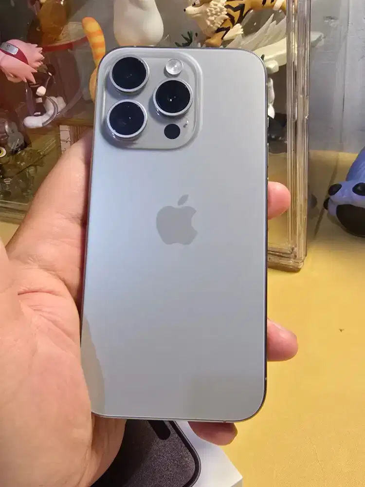 Iphone 15 pro 128 GB Natural Titanium ex ibox