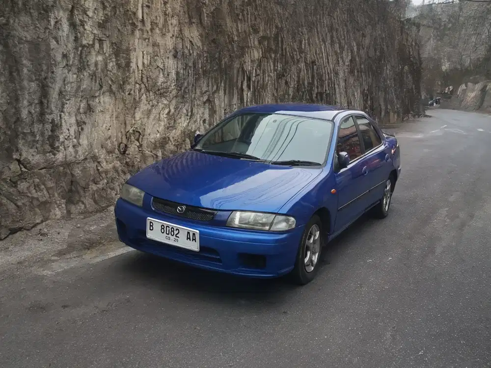 Mazda Familia 1999 Bensin