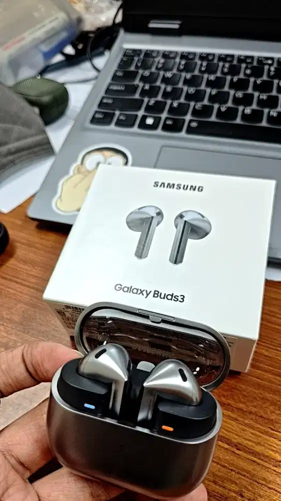 Galaxy Buds3 - Baru buka segel