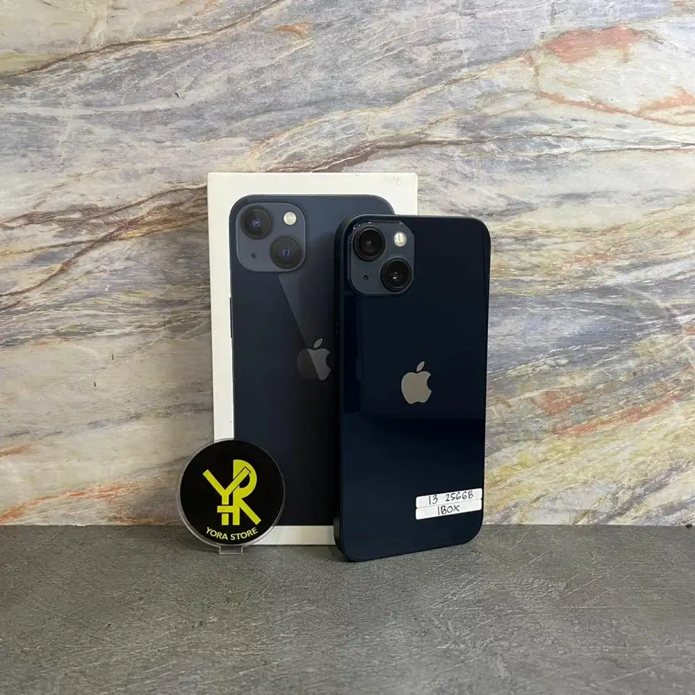 iPhone 13 Midnight 256GB Second Garansi Resmi - Fullset