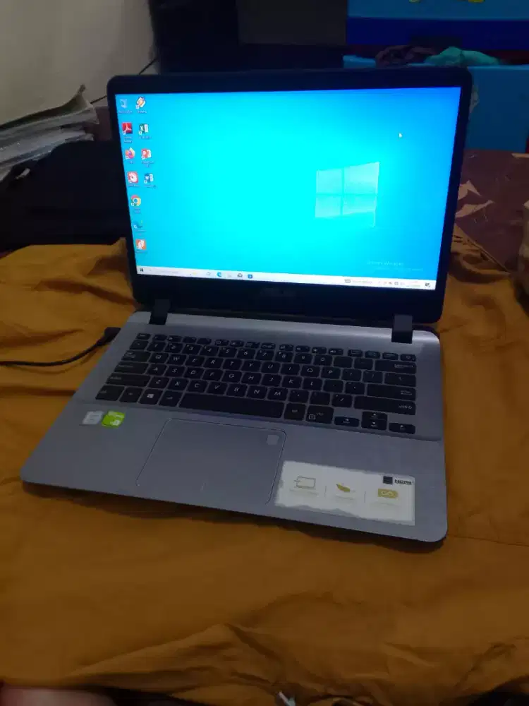 Laptop merk asus