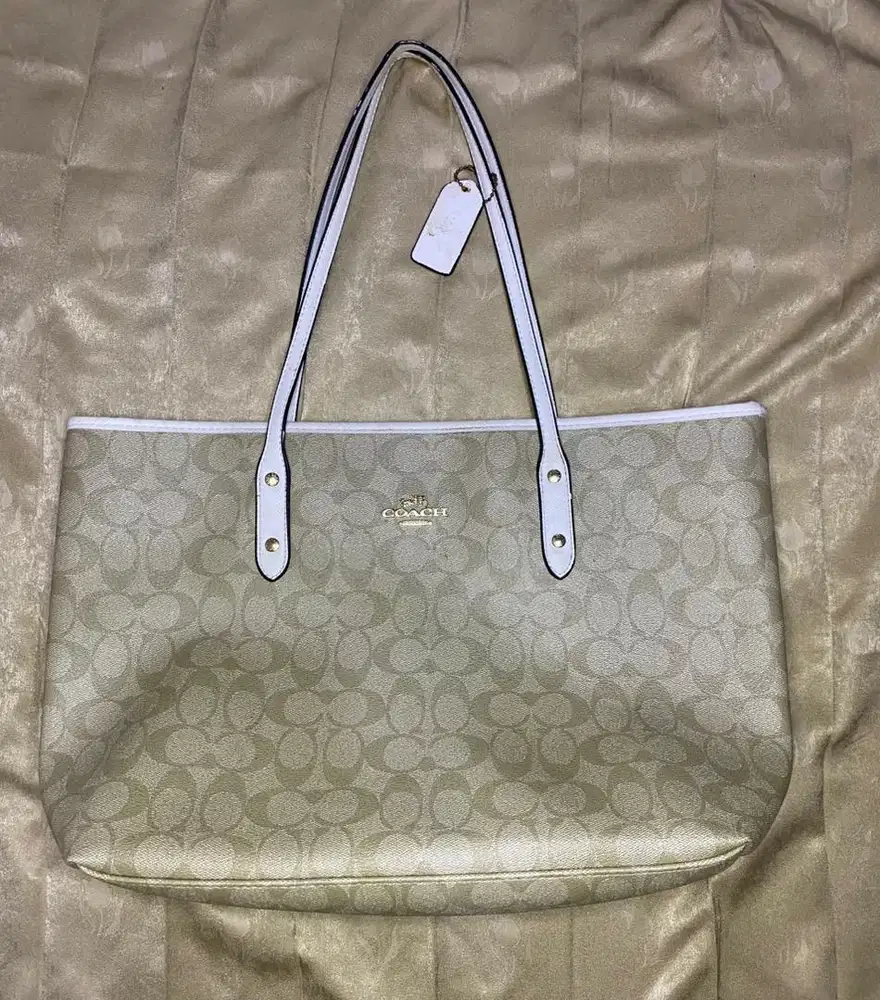Coach Totebag like new
