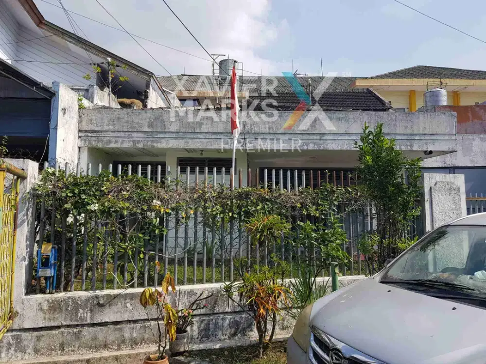DIJUAL RUMAH 2 LANTAI DI SIMPANG TAMBORA MALANG,SIAP PAKAI,DEKAT KAMPUS UNMER
