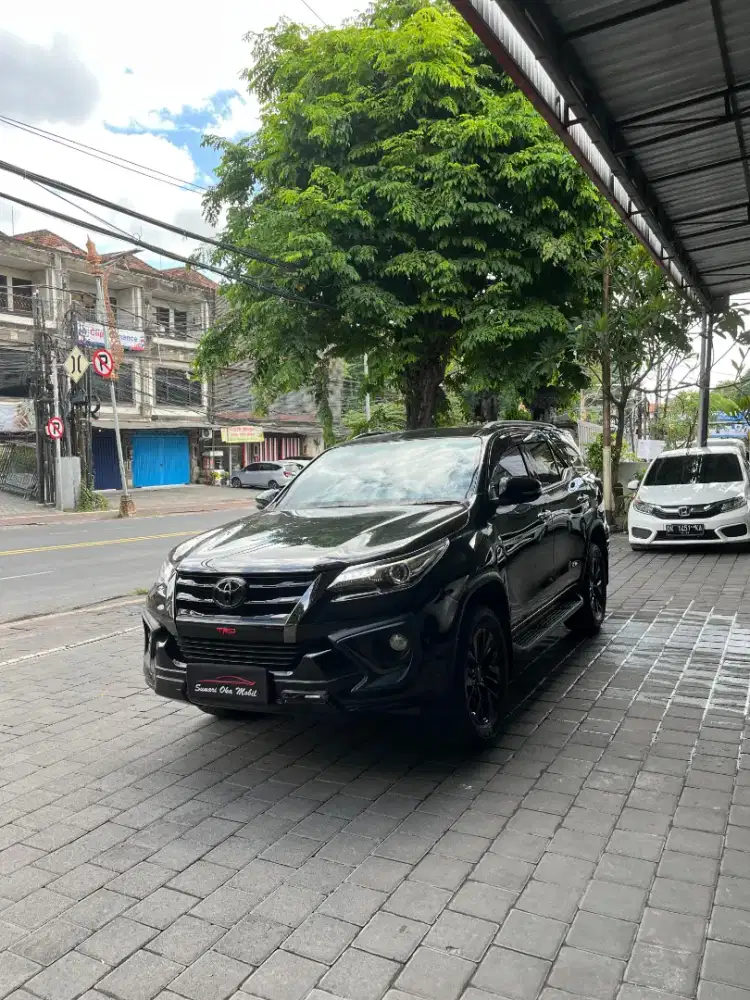 FORTUNER VRZ TRD S KICK SENSOR 2020 LOW KM SUPER ISTIMEWA