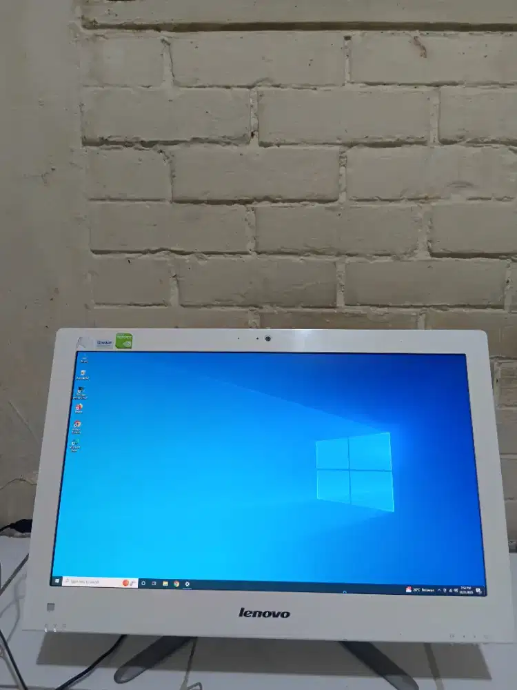 Lenovo All In One core i5 mulus